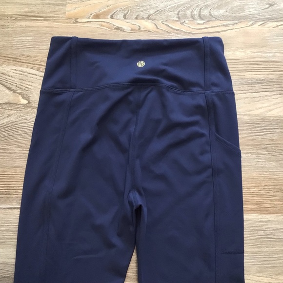 Lilly Pulitzer Luxletic Navy 26” Weekender High Rise Leggings Medium - Picture 8 of 16